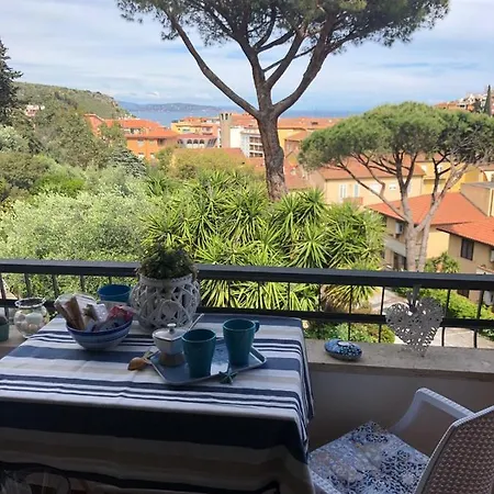 Con Vista Su Porto Ercole *